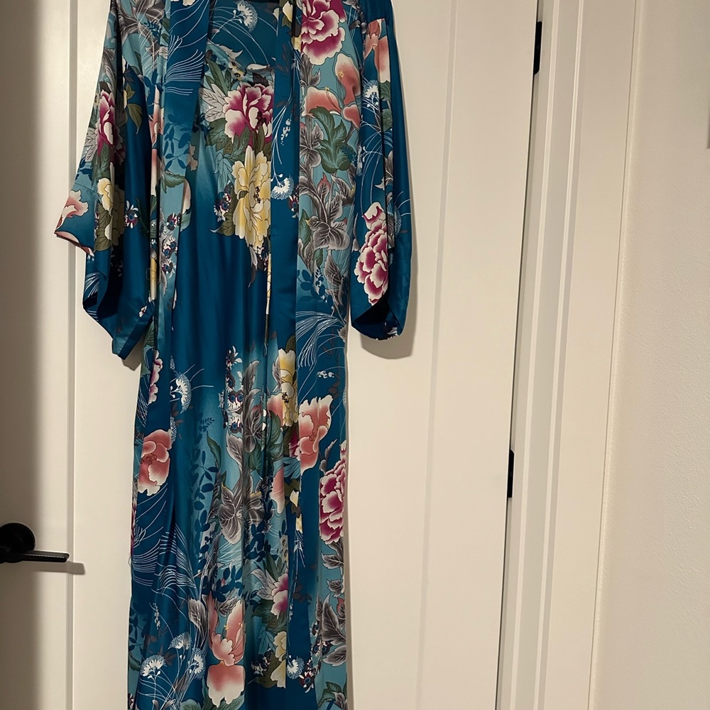 Natori Robe